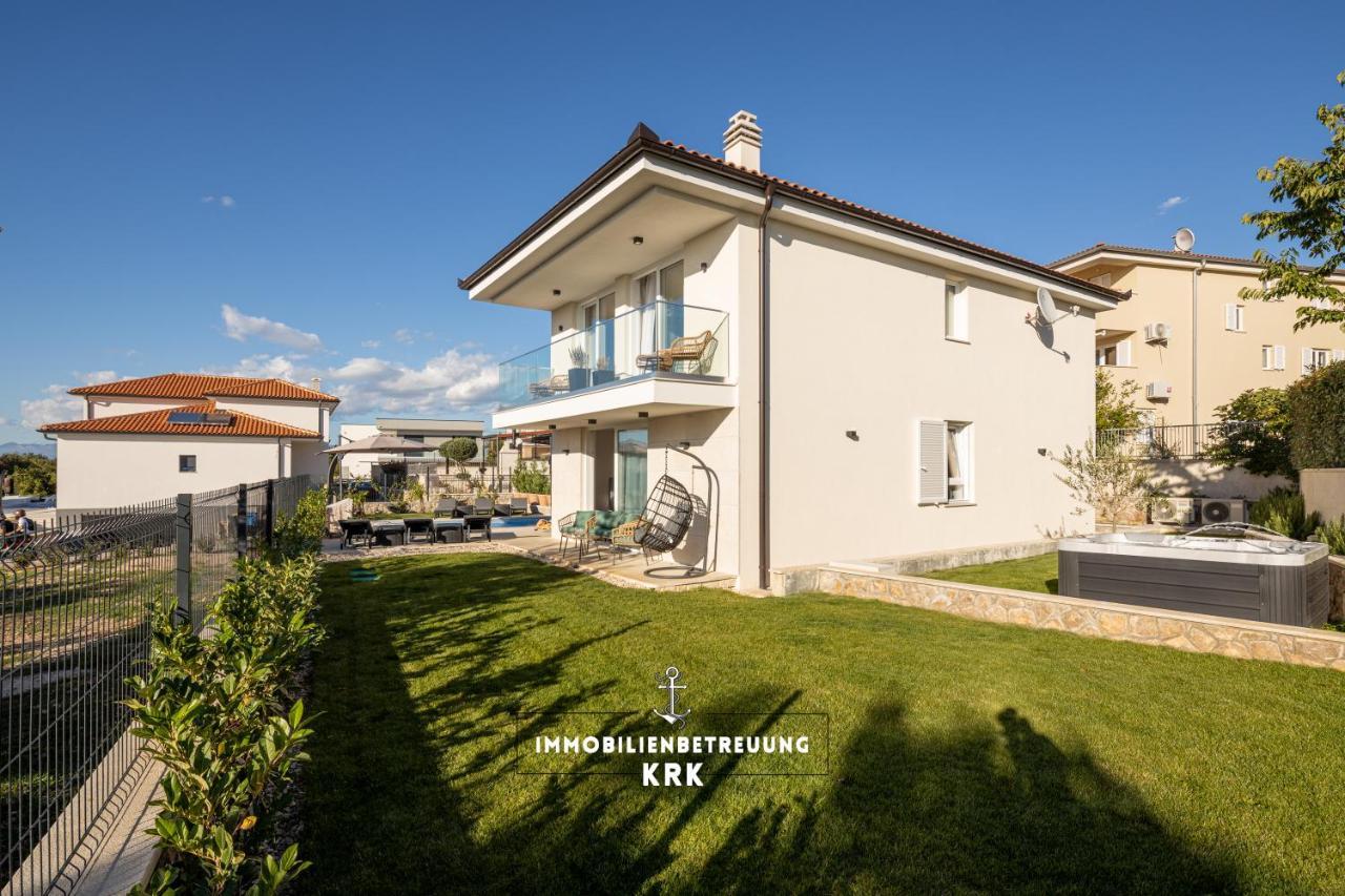 Villa Richard Malinska Extérieur photo